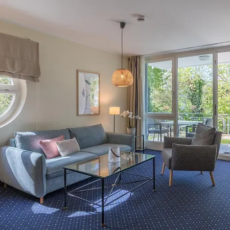 Grasnelke - Mit Terrasse Zum Kurpark Im Ostseeheilbad * 징스트